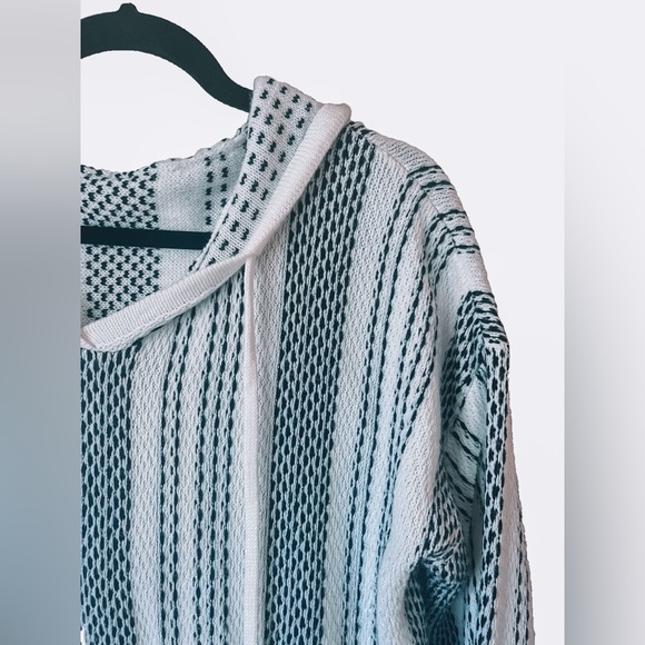 Womans Boho Beach Style Hoodie - Picture 3 of 7